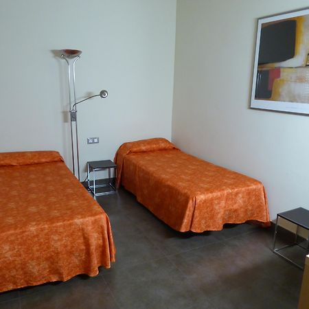 Hotel Pere III El Gran Vilafranca del Penedes Luaran gambar
