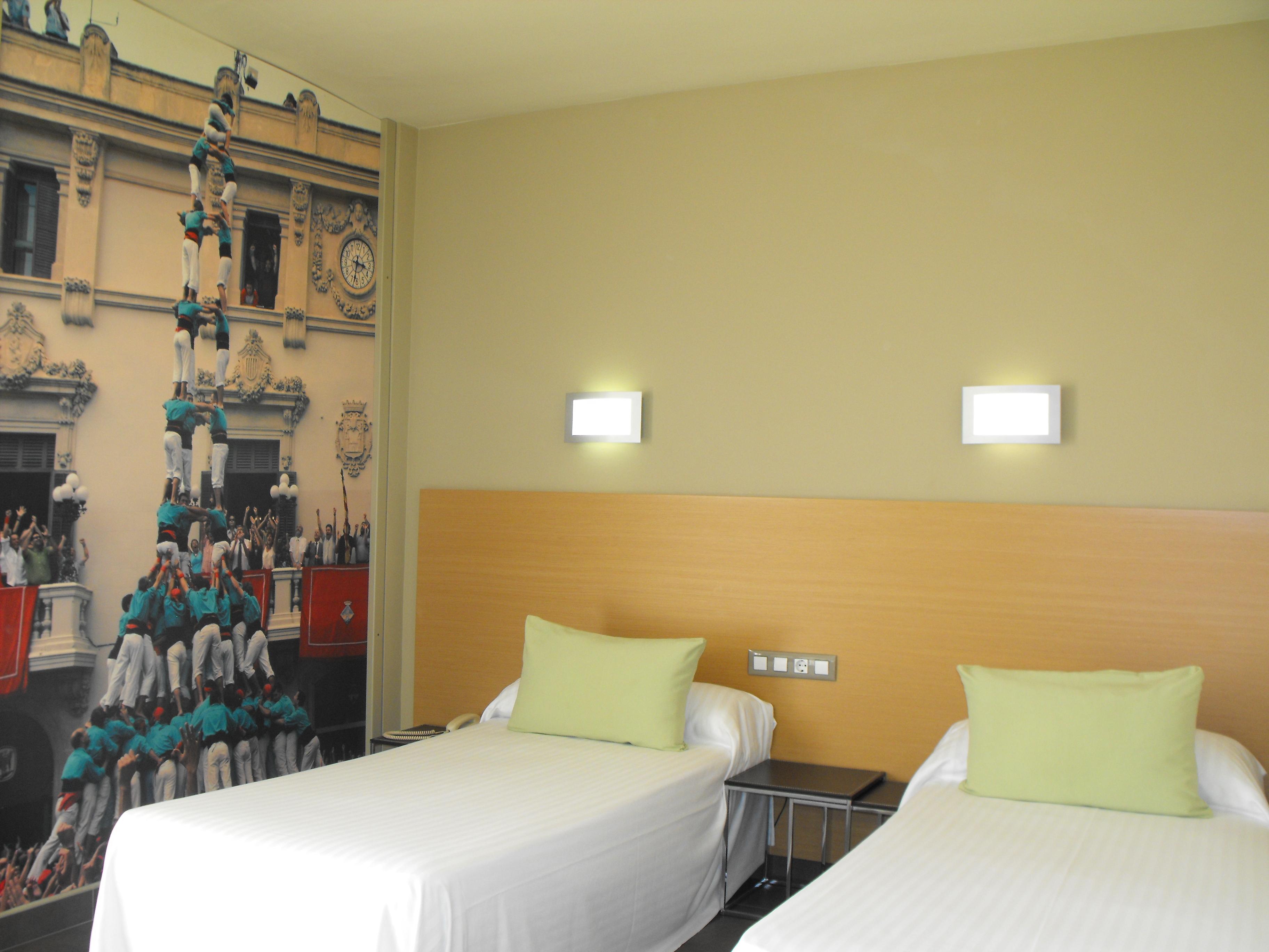 Hotel Pere III El Gran Vilafranca del Penedes Luaran gambar