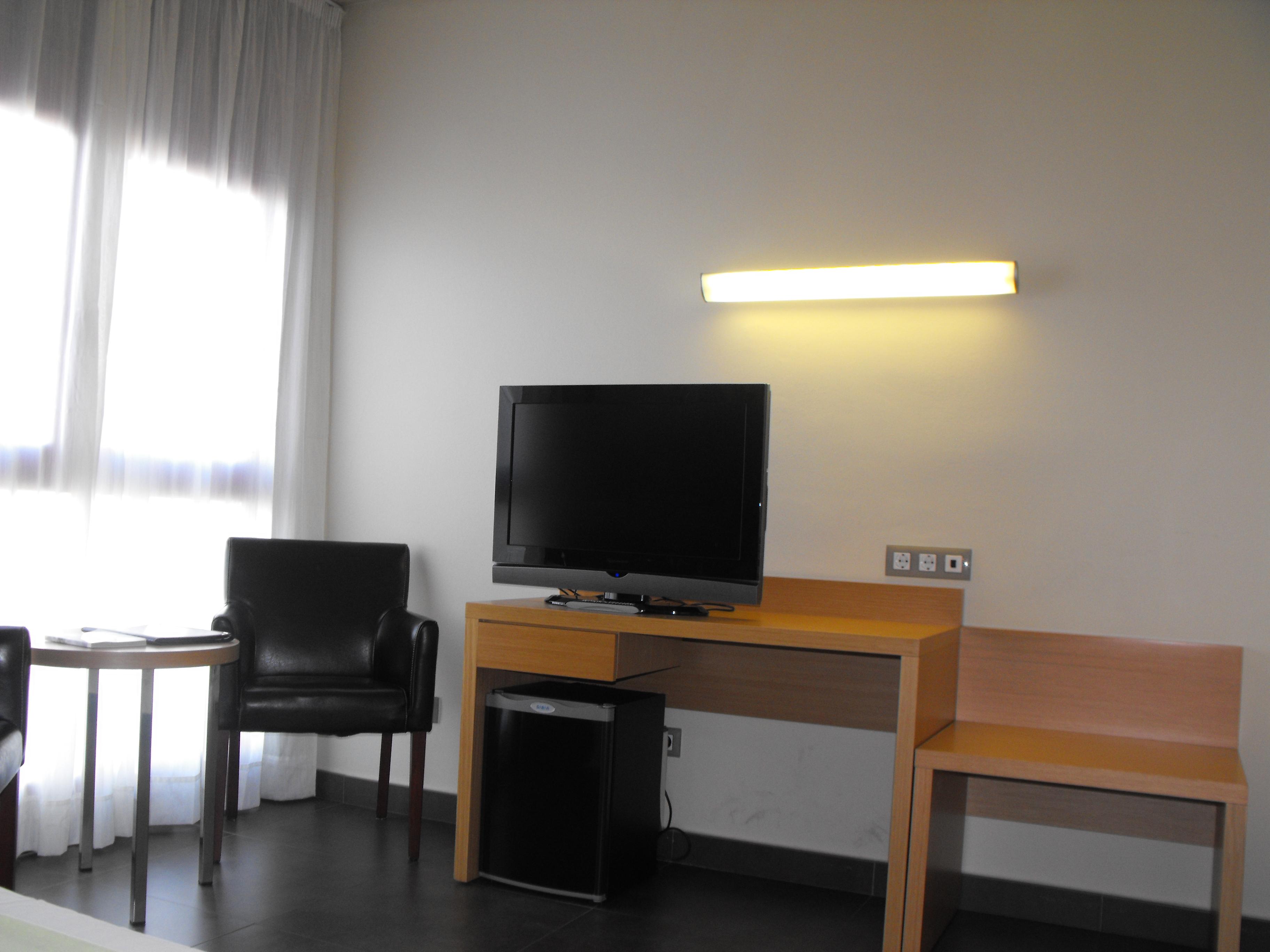 Hotel Pere III El Gran Vilafranca del Penedes Luaran gambar