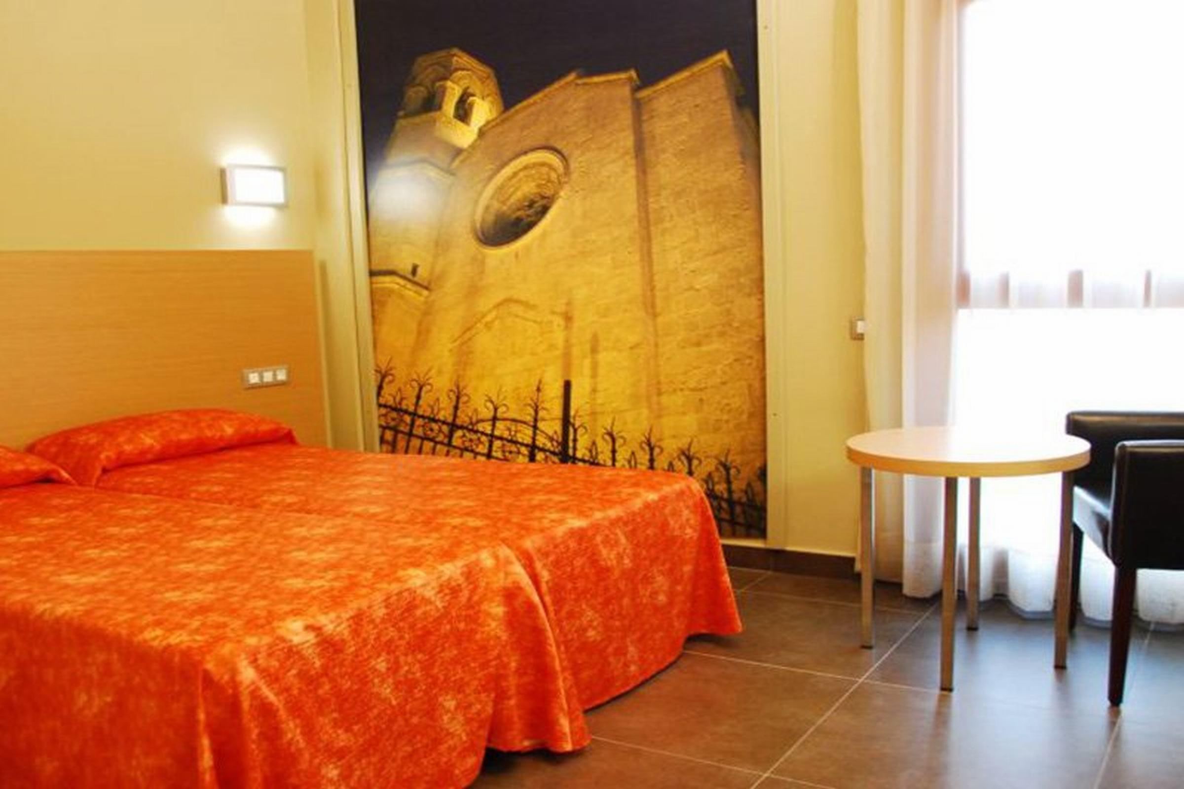 Hotel Pere III El Gran Vilafranca del Penedes Luaran gambar