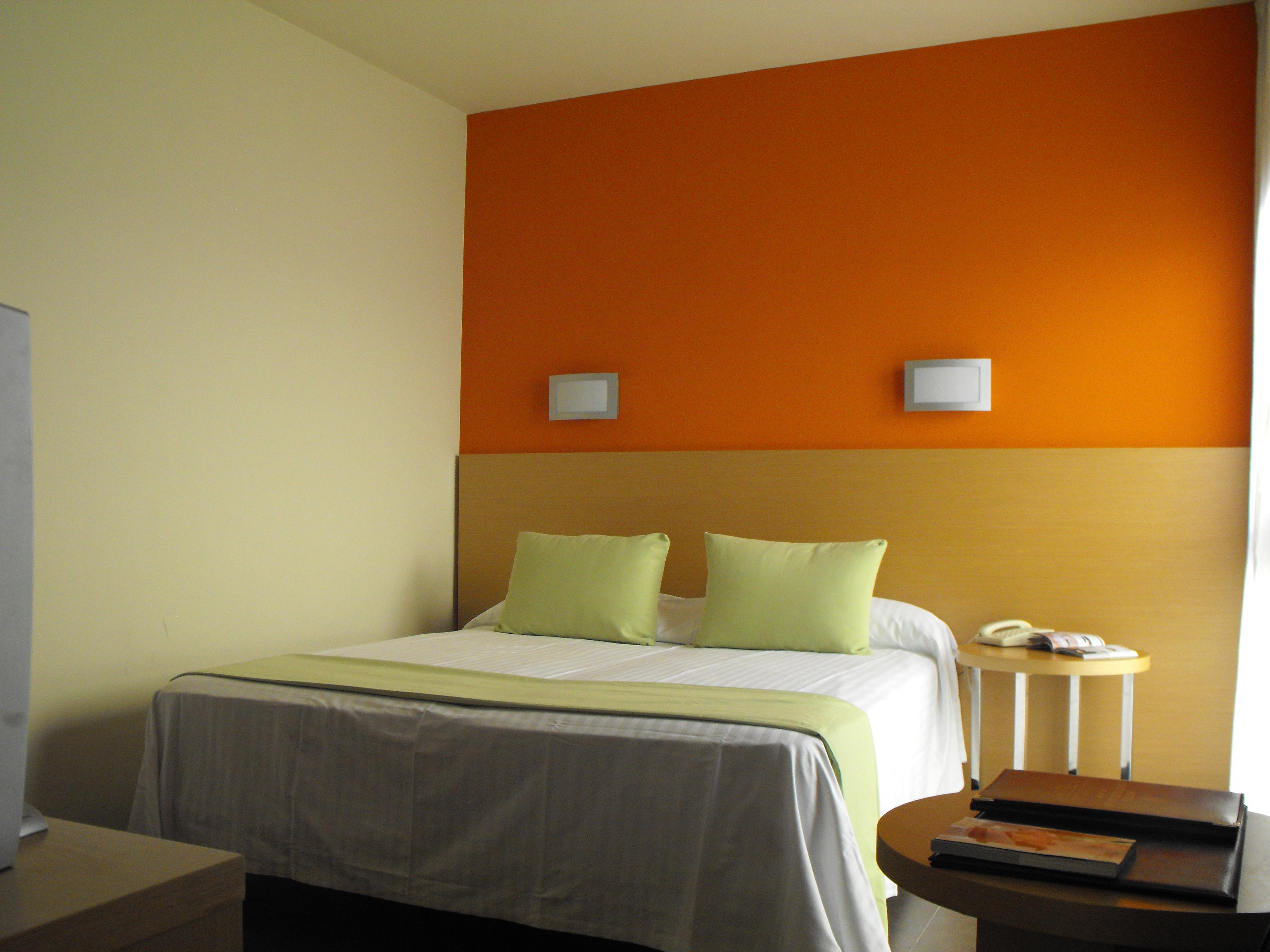 Hotel Pere III El Gran Vilafranca del Penedes Luaran gambar